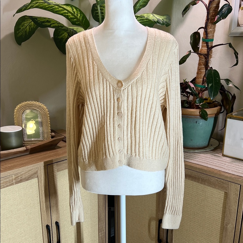 Abercrombie & Fitch Cream Ribbed Cardigan